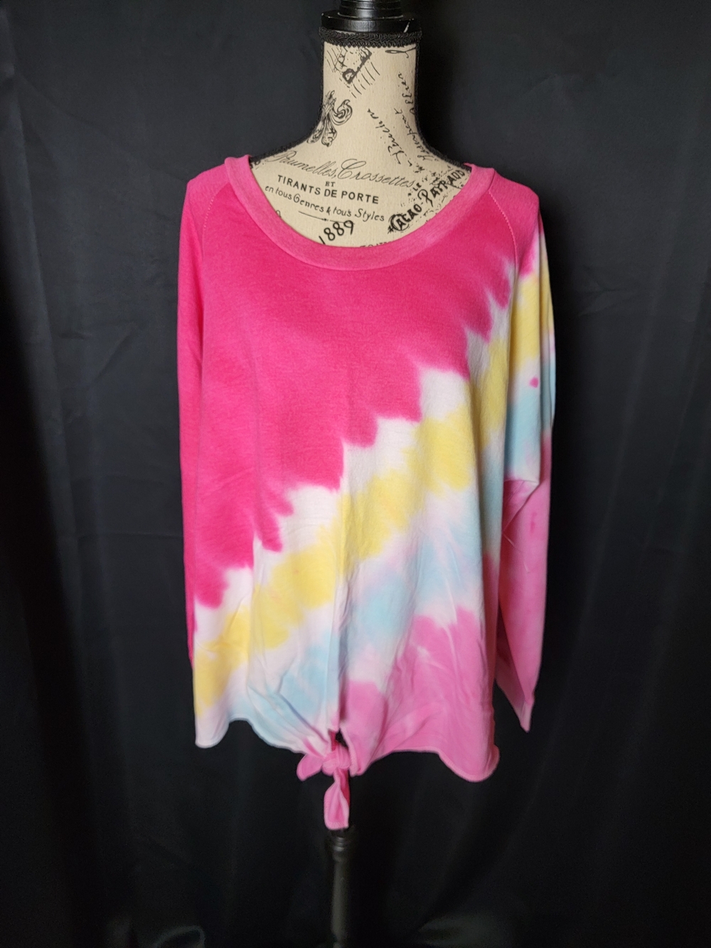 Full Circle Trends Sweatshirt